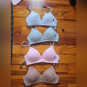 NWOT dELiA*s Lace Bra Set - White, Grey, Pink, Tan 34A